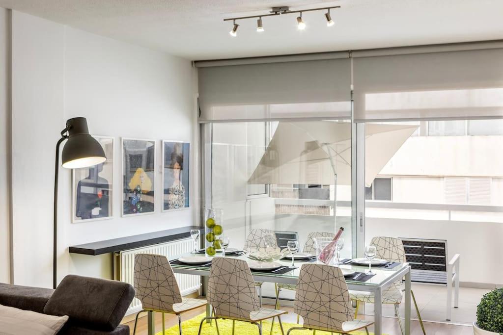 Ferienwohnung Luxurious Bright & Stylish 2Br With Office In Nikosia Exterior foto